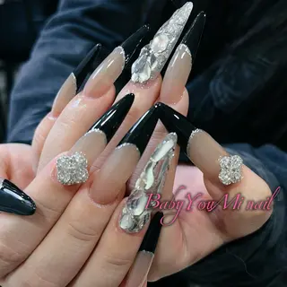 ネイル Oomiya 服部のネイルデザイン