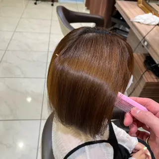 ミディアム カラー 奥寺 沙菜のヘアスタイル