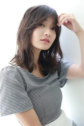 セミロング 似合わせ艶髪カラー ❤️ハダユミのヘアスタイル