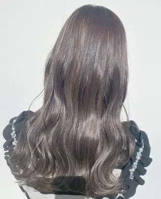 ロング カラー JILL ユキのヘアスタイル