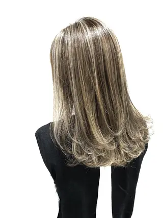 セミロング カラー INCE HAIR インスヘアー所属・INCE HAIRのヘアスタイル
