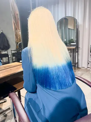 ロング カラー ヘアアレンジ ネイル Lani5710所属・🌈インナーカラー ‘ショウマ’🌈のヘアスタイル