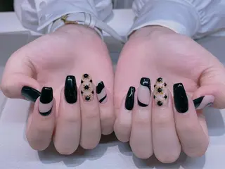 カラー エムズ ハヤシのネイルデザイン