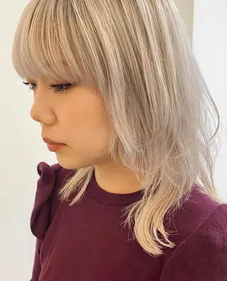 ミディアム MIZUHO / ダブルカラー髪質改善のヘアスタイル