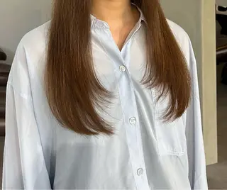 ロング サワムラ ソナタのヘアスタイル