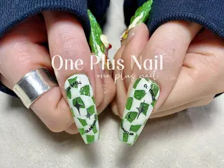 ネイル One Plus Nail Salonのネイルデザイン