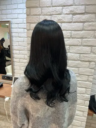 ロング カラー ️️髪質改善✨ミニモ 学割/Hina💖のヘアスタイル