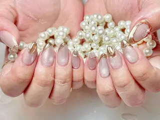 ネイル 🦋 Queenieのネイルデザイン