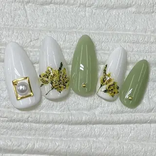 ネイル Nail salon Honey Beeのネイルデザイン