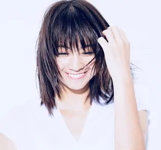 ミディアム 🌈似合わせカラー 🌈もりななこ🧡のヘアスタイル