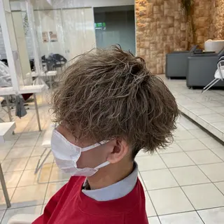 ショート パーマ メンズ シャドウパーマ/縦落 ちパーマ 大久保拓実のヘアスタイル