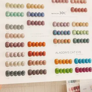 ネイル UniqueNail 長さだし専門店のネイルデザイン