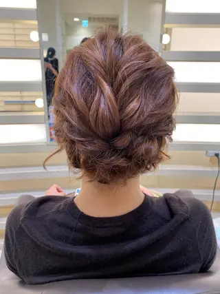 ショート カラー ヘアアレンジ 💎耳ツボジュエリー ×銀座美容室💎のヘアスタイル