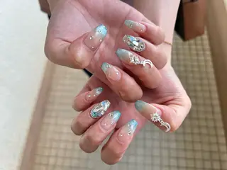 ネイル ✴︎ Delightのネイルデザイン