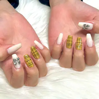 ネイル Bianca浦和西口 Takenouchiのネイルデザイン