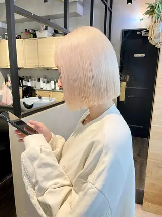 ミディアム EIGHT　最所 瑞稀のヘアスタイル