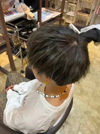 ショート カラー 倉内 海哉のヘアスタイル