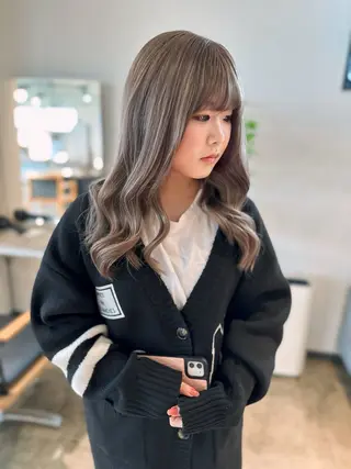 ロング カラー ✨艶ブリーチカラー ✨四ノ宮裕己のヘアスタイル