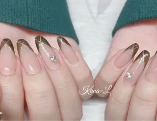 ネイル 芦辺 香奈のネイルデザイン