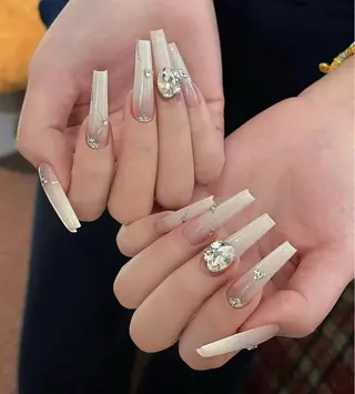 ネイル D-BEAUTY Nailsalonのネイルデザイン