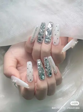ネイル lucky nail 歌舞伎町のネイルデザイン