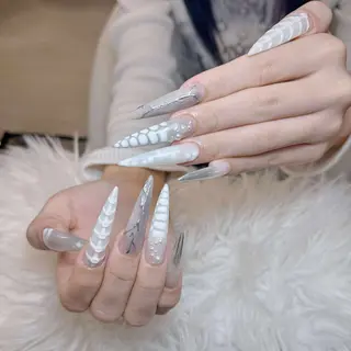 ネイル ANH ゴテゴテネイルのネイルデザイン