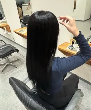 カラー LUMINOUS所属・Chika -Luminous-のヘアスタイル