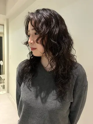 ロング DEEokazaki hina.Oのヘアスタイル