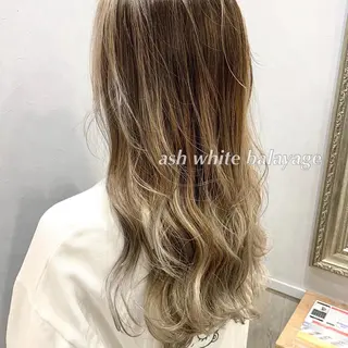 ロング カラー ヘアアレンジ 代表🎀 ふわモテ愛 され髪🩷yumiのヘアスタイル