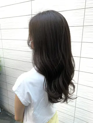 セミロング カラー 中津No.1髪質改善 店長✨透ける暗髪のヘアスタイル