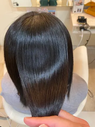 セミロング 💎髪質改善💎艶髪 💎ブリーチ💎津村のヘアスタイル