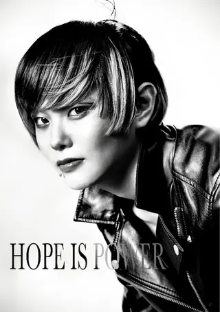 ショート カラー KOKOMO所属・Mizogami Yuriのヘアスタイル