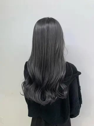 カラー トレンドカラー MAHOのヘアスタイル