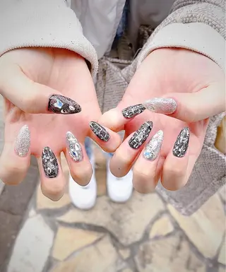 セミロング めぐみのネイルサロン 惠のネイルデザイン