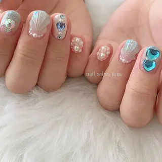 ネイル nail salon tina.所属・中山 はづきのネイルデザイン