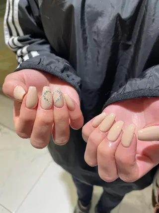 ネイル moca心斎橋所属・˚✧⁺⭐︎༚moca miyuu⁎⁺˳✧༚のネイルデザイン