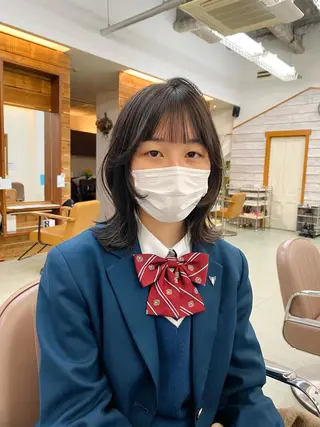 ミディアム サトウ リョウのヘアスタイル