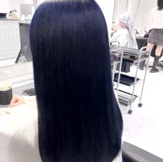ロング カラー 🫧うる艶トレンド 🫧透明感カラーのヘアスタイル