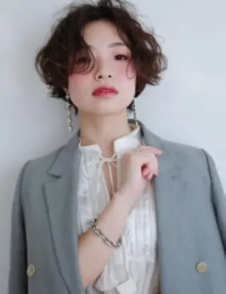 カラー マツエク・マツパ 二度見される艶髪職人 /美髪矯正のプロ木崎のヘアスタイル