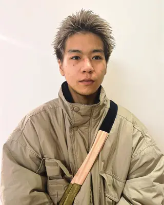 カラー メンズ RAIMA ハイトーン/レイヤーのヘアスタイル