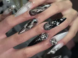 ネイル Dark honey スカルプ専門原宿店のネイルデザイン