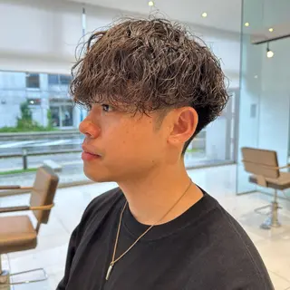 パーマ メンズ エスポワール所属・YUSHI HORIUCHIのヘアスタイル