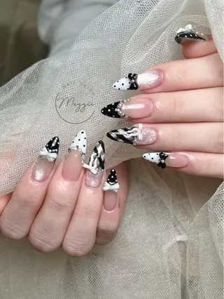 ネイル Maggie Nail🦩のネイルデザイン