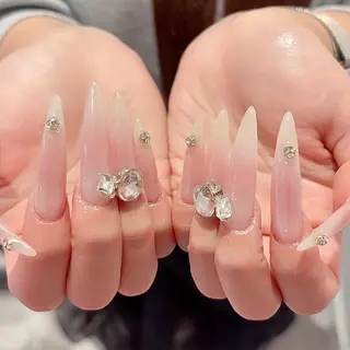 ネイル 🎀kira 長さだし💗モチ最高のネイルデザイン