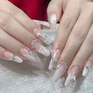 ネイル Queens テイのネイルデザイン