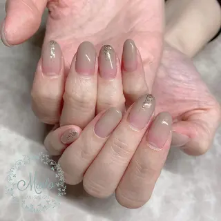 ネイル ネイルリボン 受付スタッフのネイルデザイン