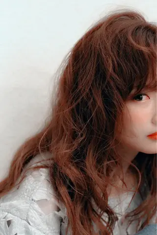 ロング graxi'    グラシー所属・ブリーチ/ハイトーン SERINAのヘアスタイル