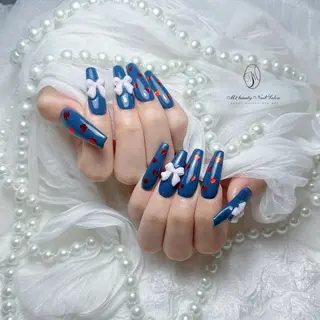 ネイル M2 BEAUTY Marieのネイルデザイン