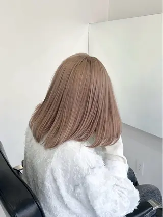 ミディアム カラー 松原 朱里のヘアスタイル