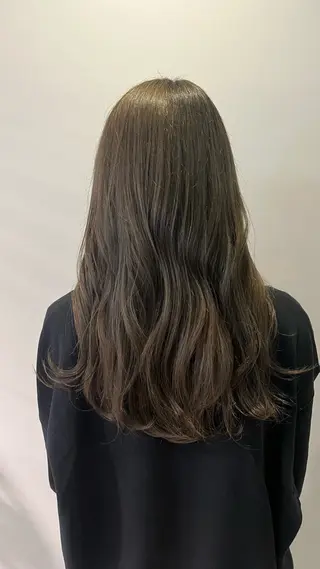 ロング カラー one momokaのヘアスタイル